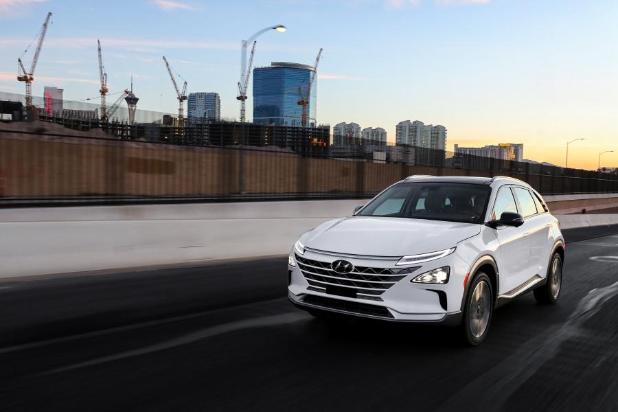  Hyundai NEXO 2018 года  (NA) (фото 23 из 83)